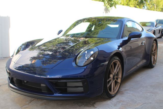 Porsche 911 (2022)