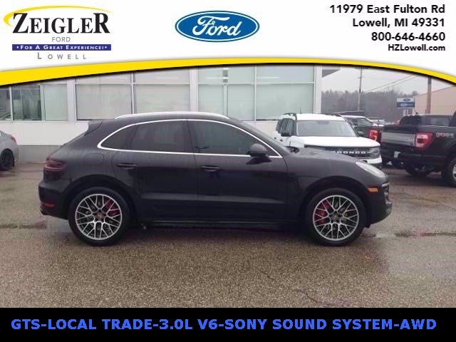 Porsche Macan (2017)