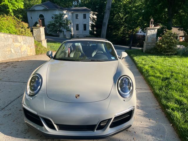 Porsche 911 (2018)