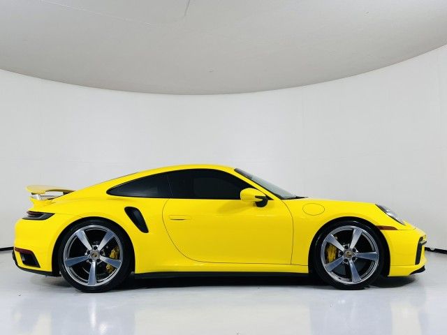 Porsche 911 (2021)