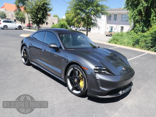 Porsche Taycan (2020)