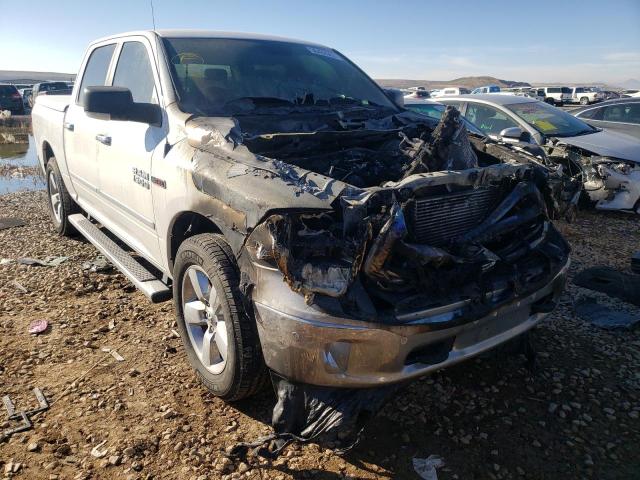 Ram 1500 slt (2015)