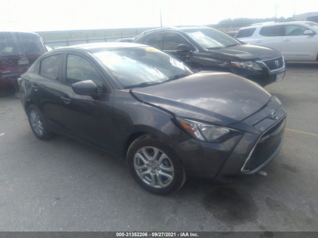 Toyota Scion ia (2016)