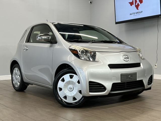 Scion Iq (2012)