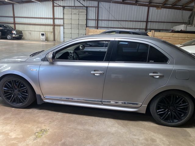 Suzuki Kizashi (2012)