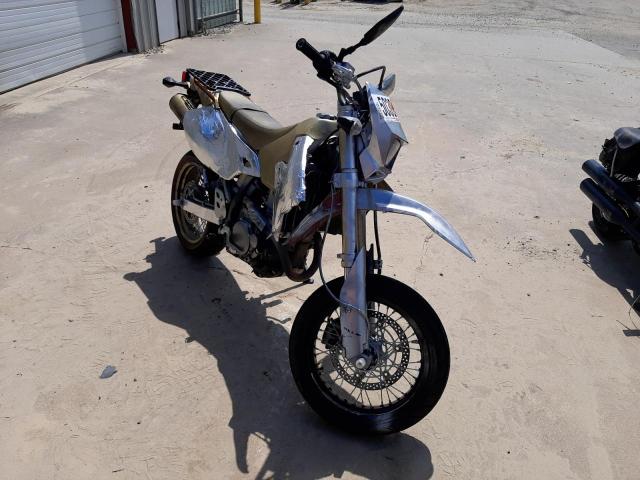 Suzuki Dr-z400 sm (2022)