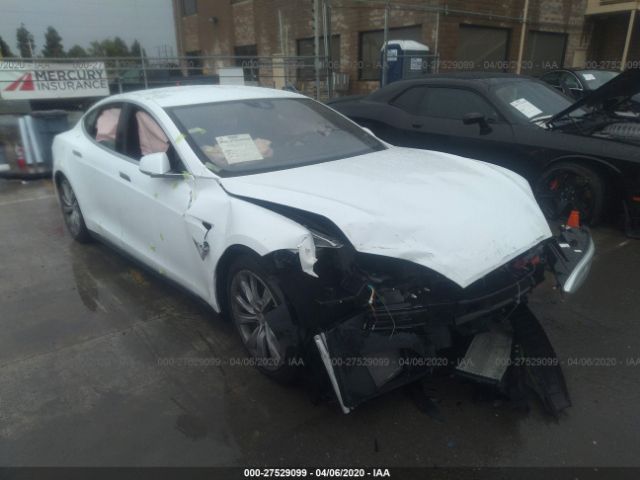 Tesla Model s (2015)