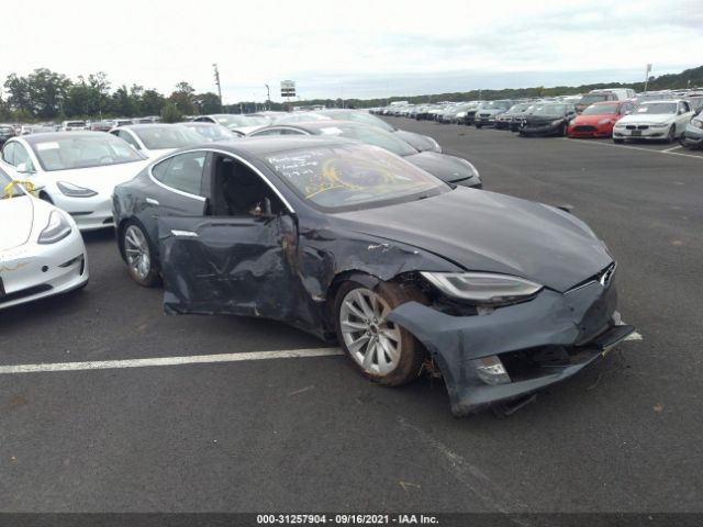 Tesla Model s (2020)
