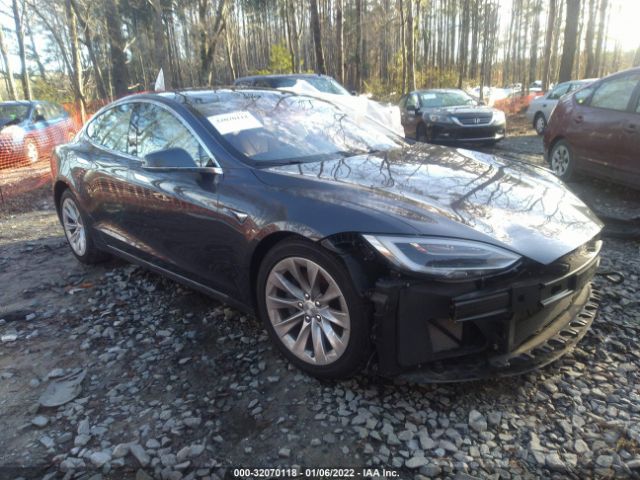 Tesla Model s (2017)