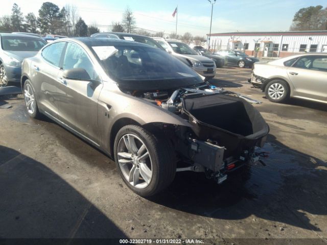 Tesla Model s (2015)