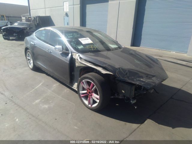 Tesla Model s (2017)
