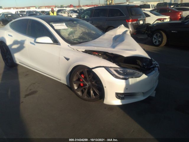 Tesla Model s (2021)