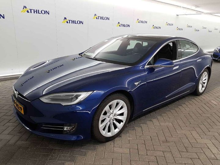Tesla Model s (2018)