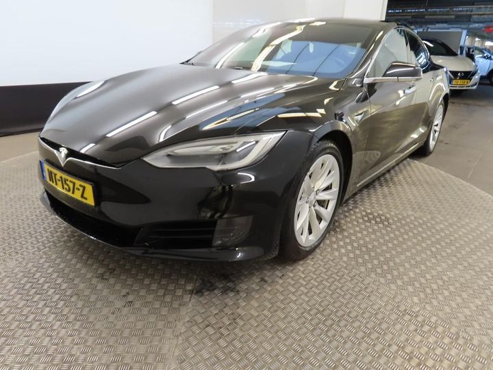 Tesla Model s (2017)