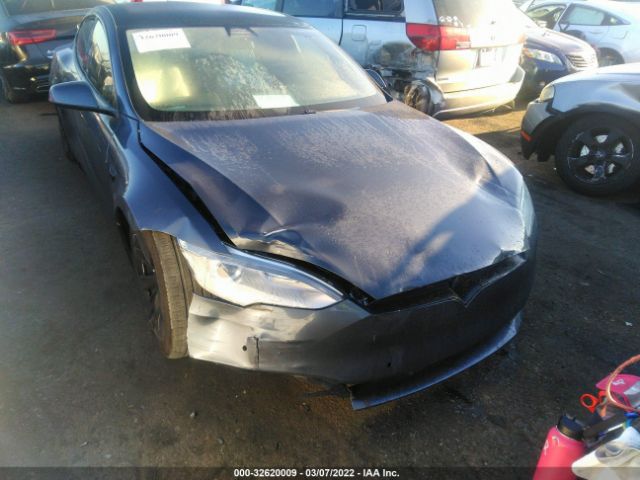 Tesla Model s (2018)