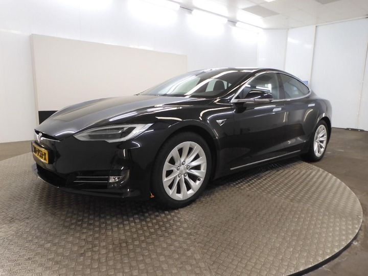 Tesla Model s (2018)