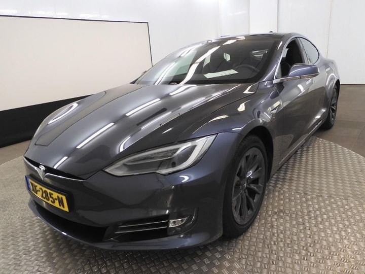 Tesla Model s (2018)