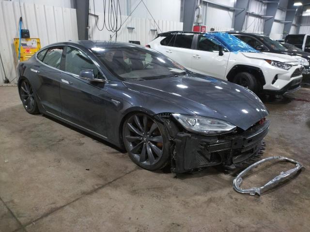 Tesla Model s 70 (2015)