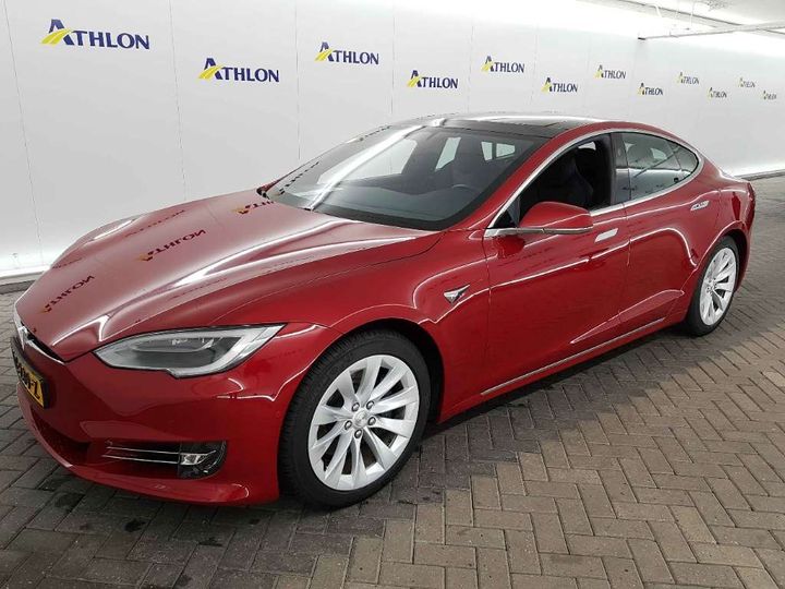 Tesla Model s (2018)