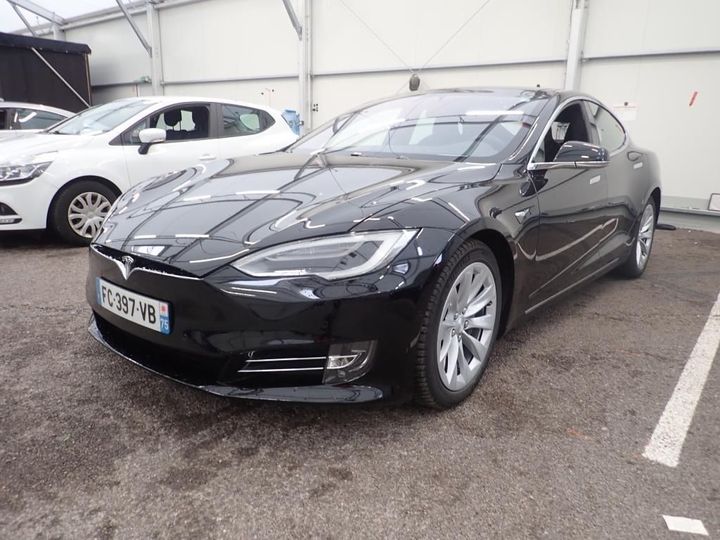 Tesla Model s (2018)