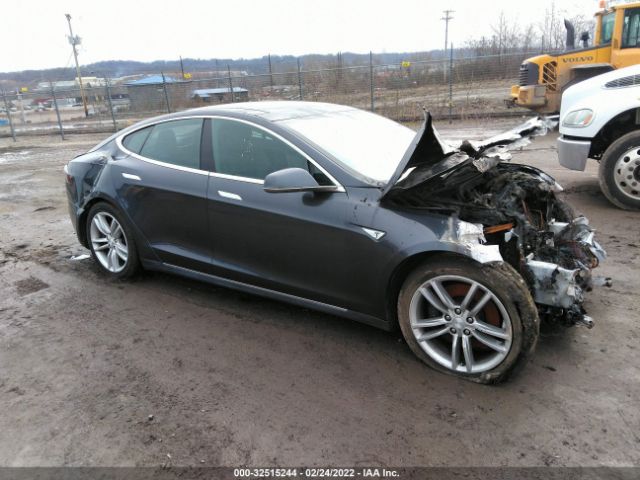 Tesla Model s (2015)