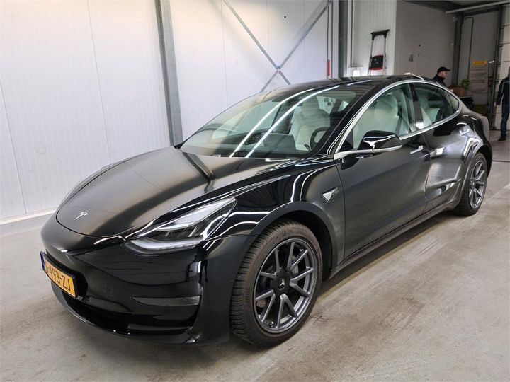 Tesla 3 (2019)