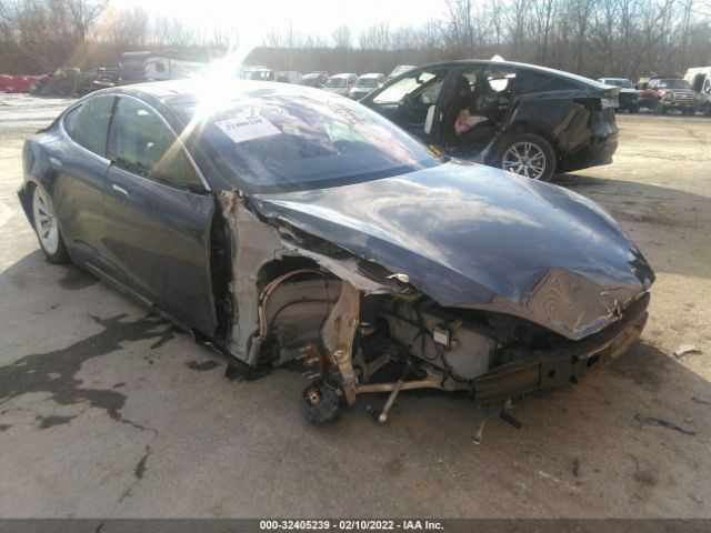 Tesla Model s (2017)