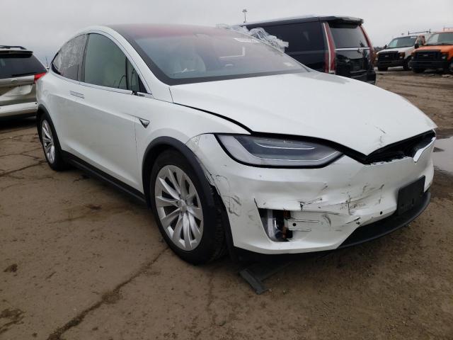 Tesla Model x (2020)