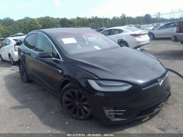 Tesla Model x (2016)