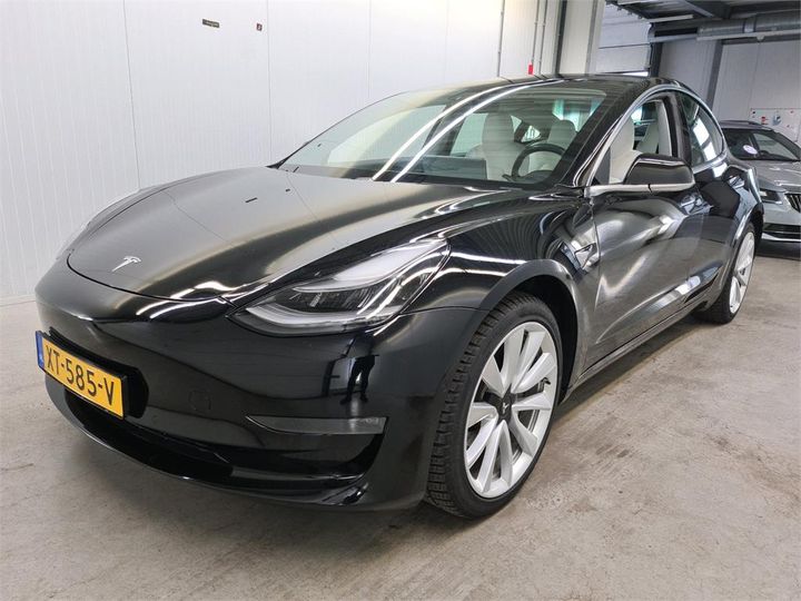 Tesla 3 (2019)