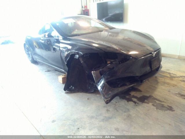 Tesla Model s (2019)