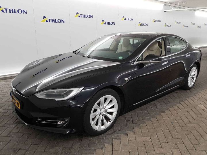 Tesla Model s (2018)