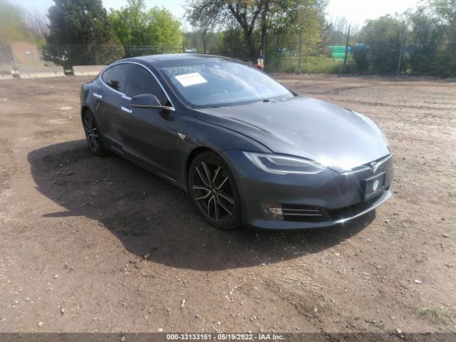 Tesla Model s (2016)