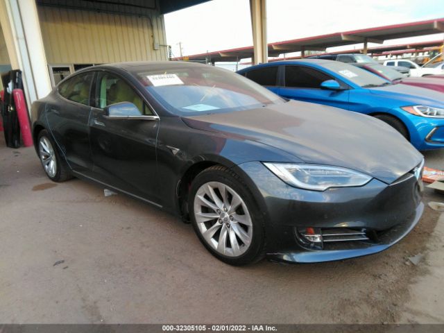 Tesla Model s (2016)