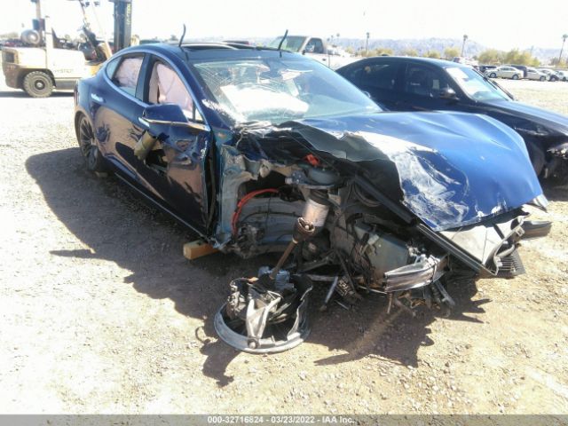 Tesla Model s (2018)
