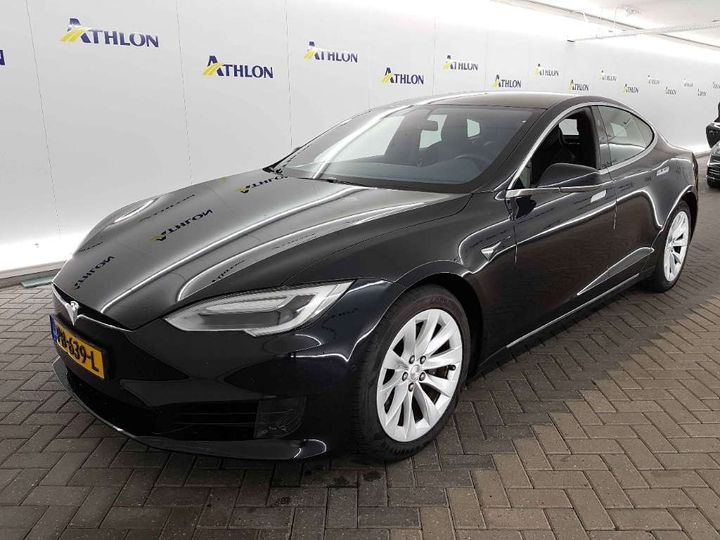 Tesla Model s (2017)