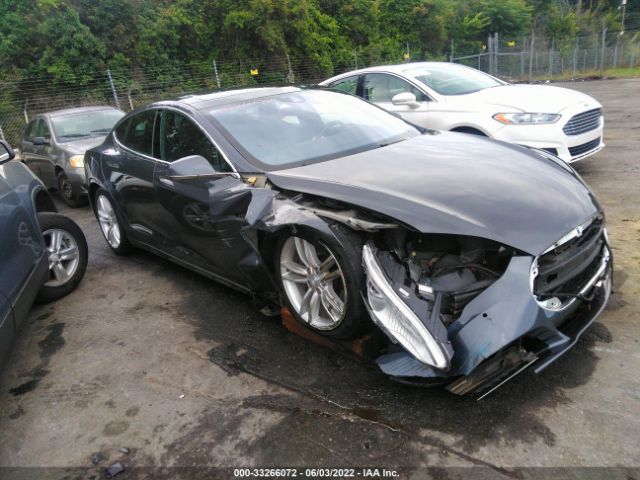 Tesla Model s (2015)