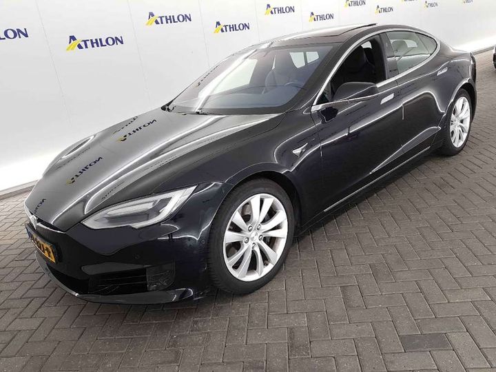 Tesla Model s (2017)