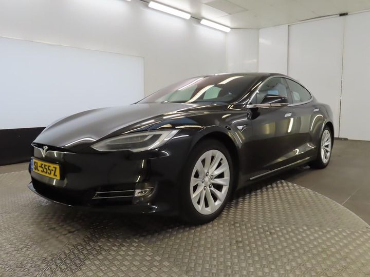 Tesla Model s (2018)