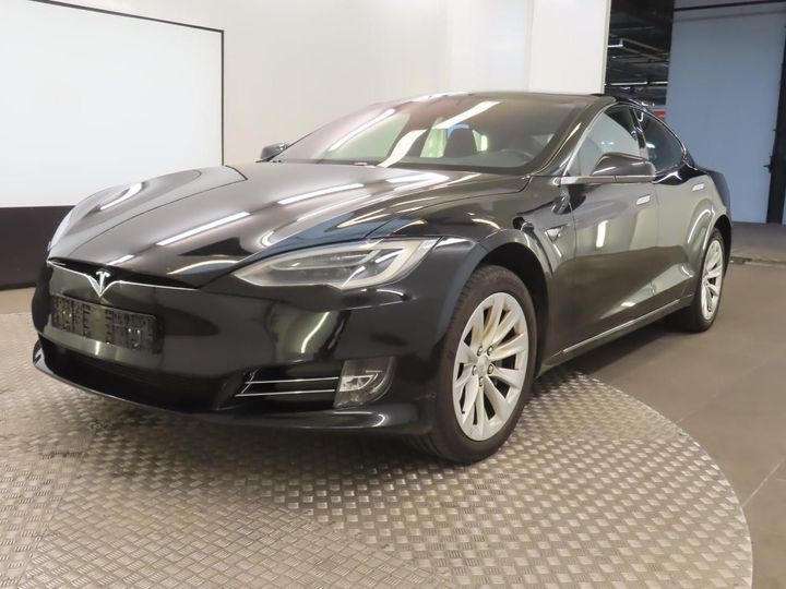 Tesla Model s (2018)