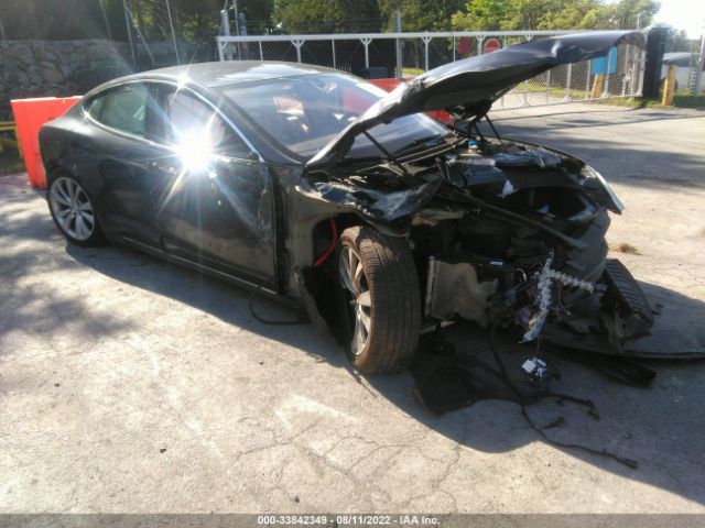 Tesla Model s (2015)