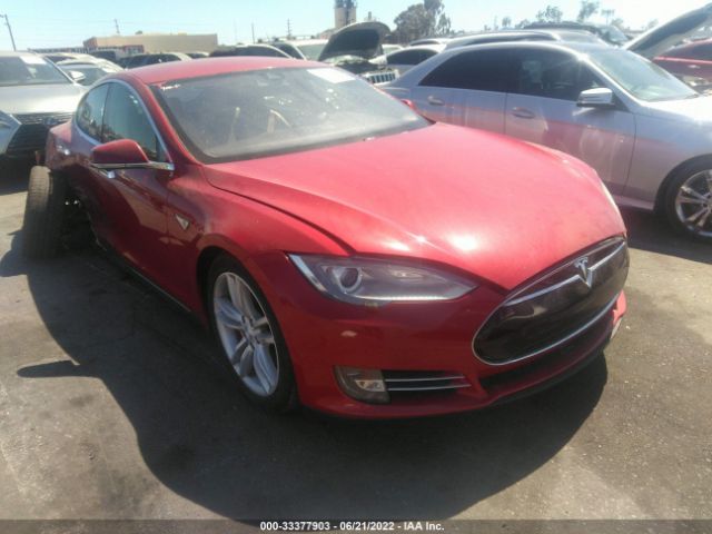 Tesla Model s (2015)