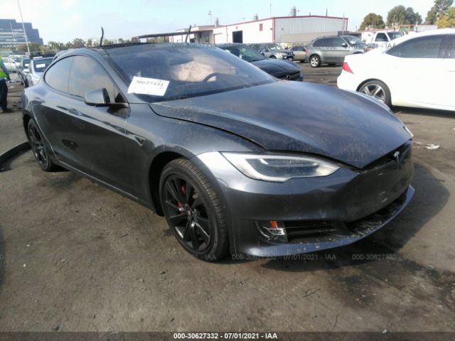 Tesla Model s (2016)