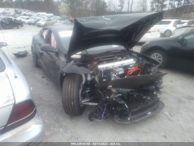 Tesla Model s (2021)