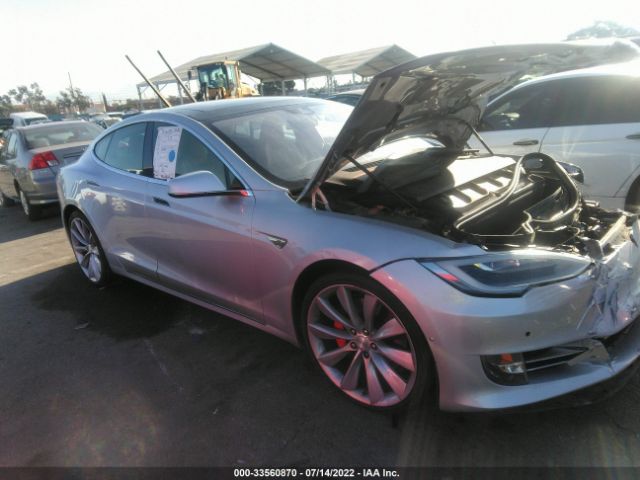 Tesla Model s (2016)