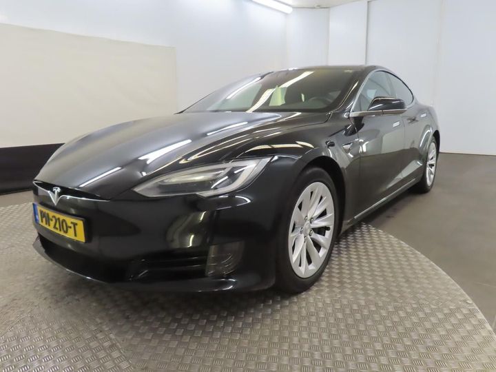 Tesla Model s (2017)