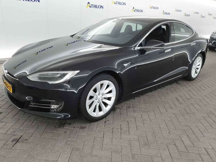 Tesla Model s (2018)