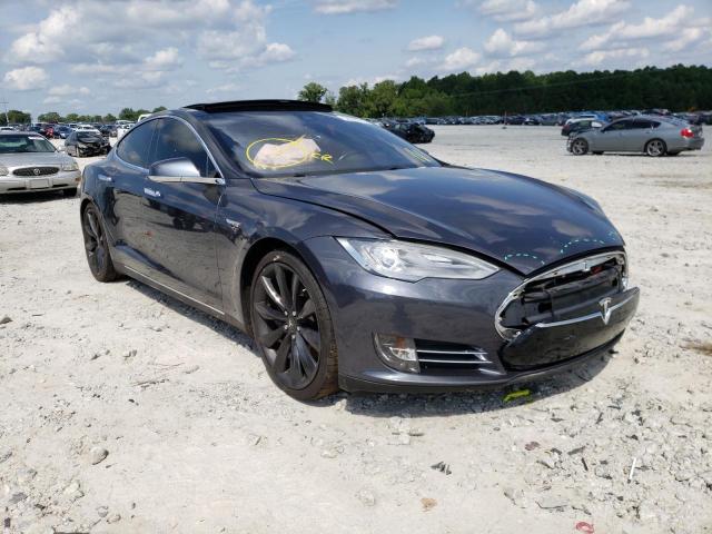 Tesla Model s 85 (2015)