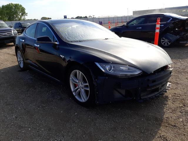 Tesla Model s 85 (2015)