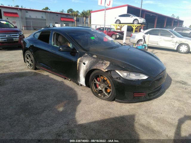 Tesla Model s (2015)
